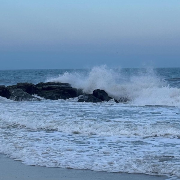 Hampton Home - Private Beach, Pool & Deck Near Wine Trail!