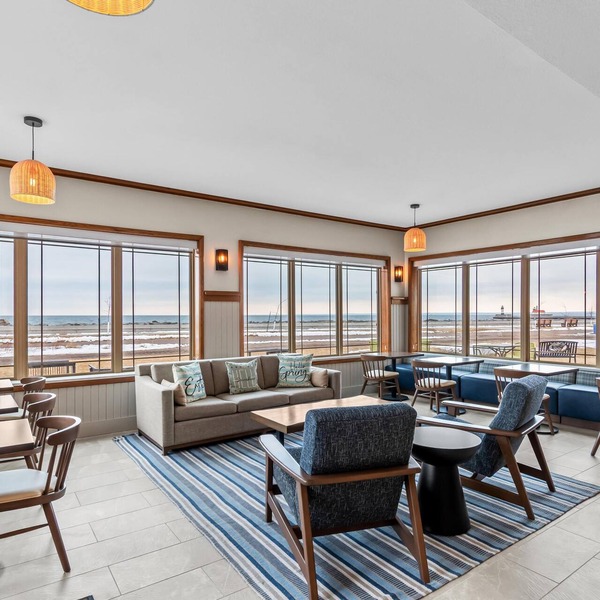 Hampton Inn Duluth Canal Park