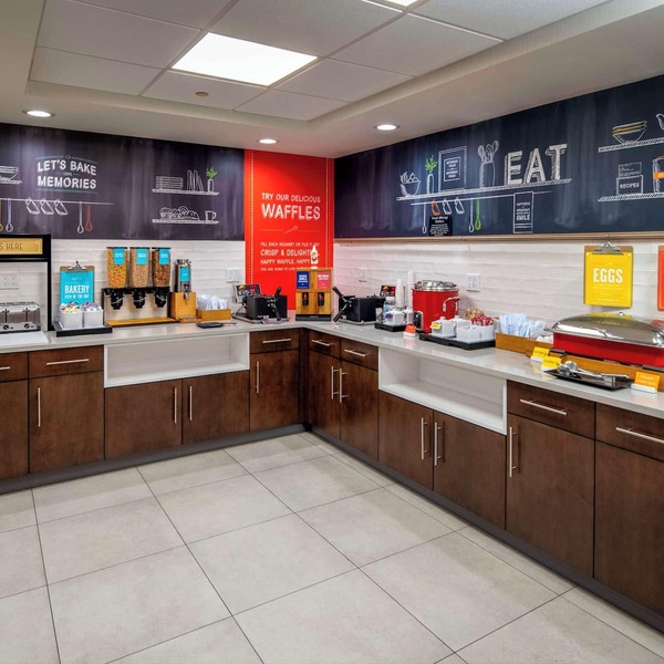 Hampton Inn Long Island/Commack