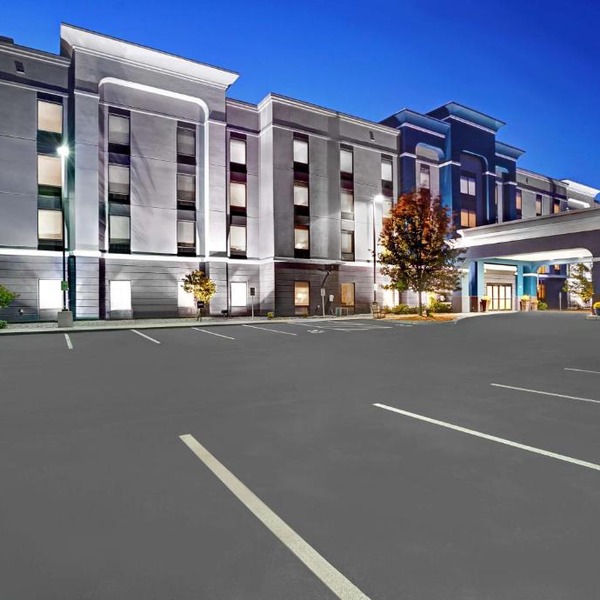 Hampton Inn & Suites by Hilton Syracuse Dewitt