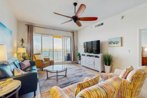 Harborview Grande 402
