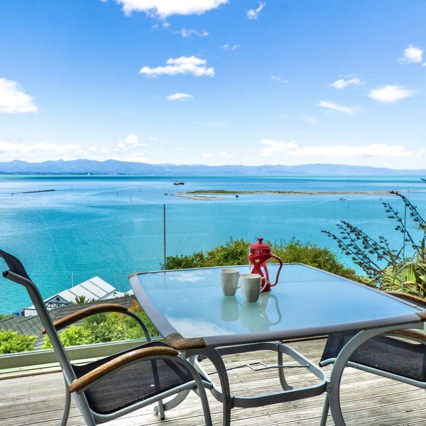 Harbour View - One - Nelson Waterfront Apartment