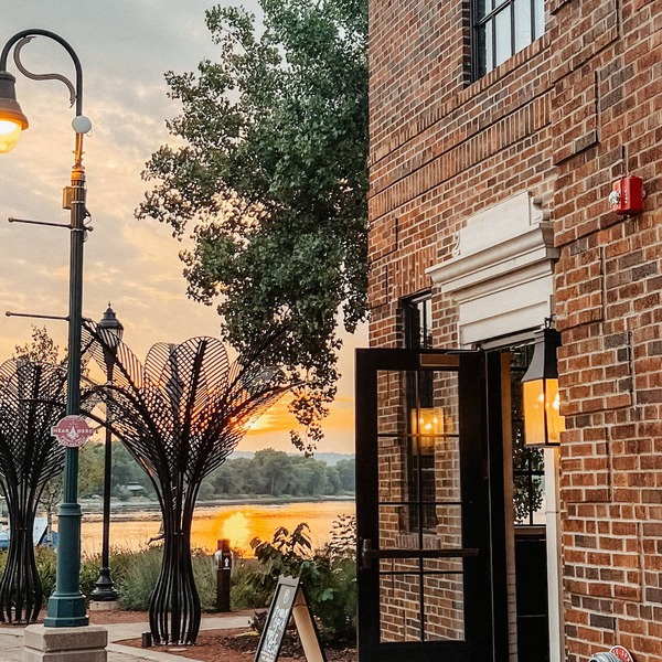 Hatchery Riverside Hotel & Event Venue