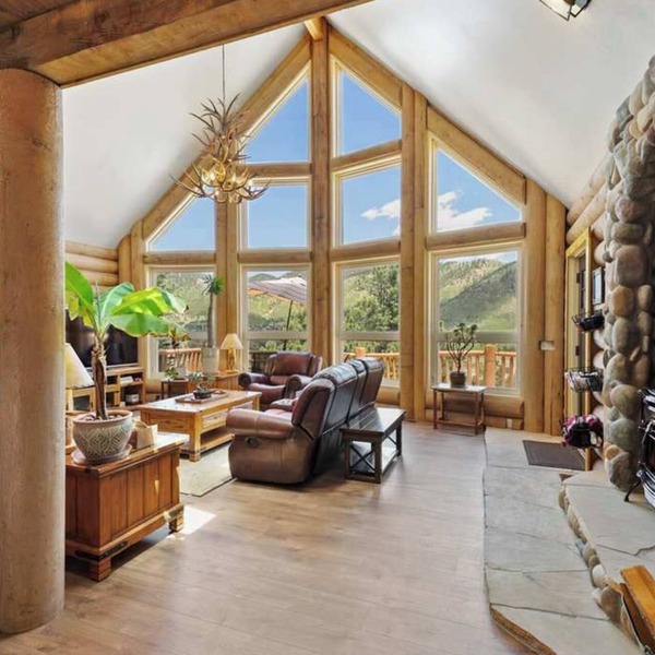 Hawk's Landing | A Refined Modern Mountain Escape