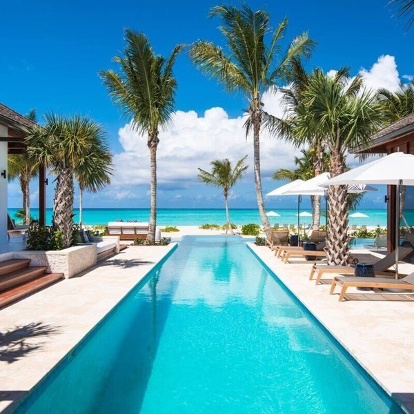 Hawksbill Estate – A Grand Beachfront Estate on Grace Bay, Turks & Caicos