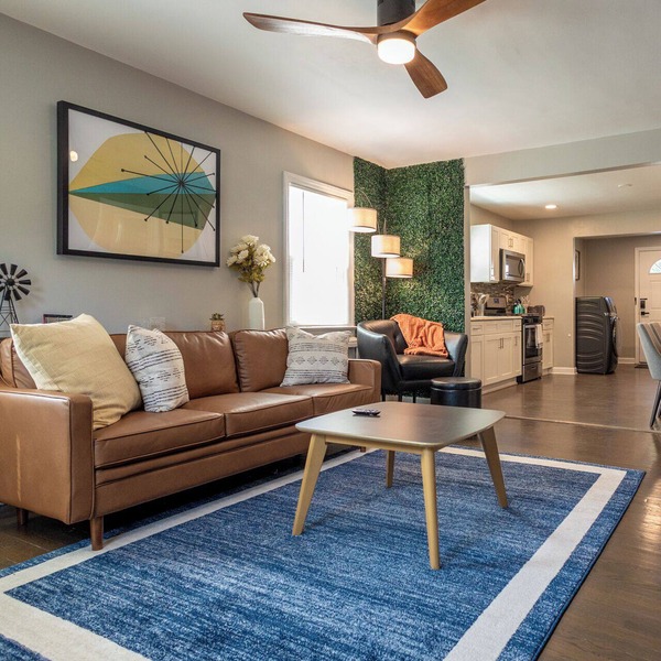 Hawthorne 2Bed, Laundry In-Unit, Pets OK, Parking, Fios, Separate Entrance, Safe