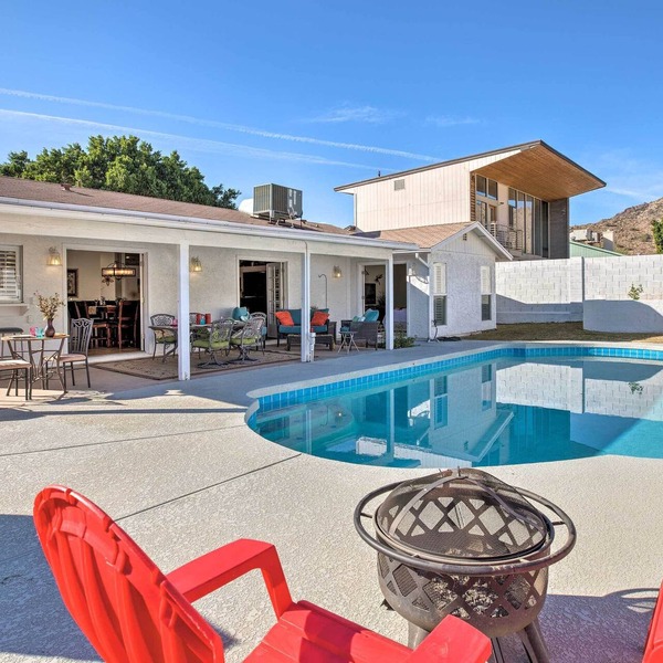 Heated Pool, Views, & Trail Access: Phoenix Escape