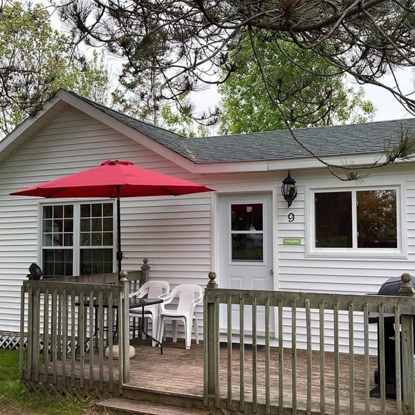 Heritage Two-Bedroom Cottage (Cottage 9)