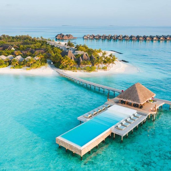 Heritance Aarah - Premium All Inclusive - 40 Minutes away from Male by Seaplane
