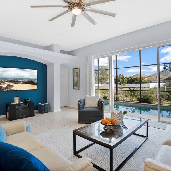 Heron View Villa, South Facing, lake View Home with Heated Pool