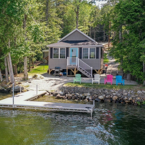 Hidden Hemlock - Lakefront, Kayaks, Canoes, Paddle Board, Dogs Welcome