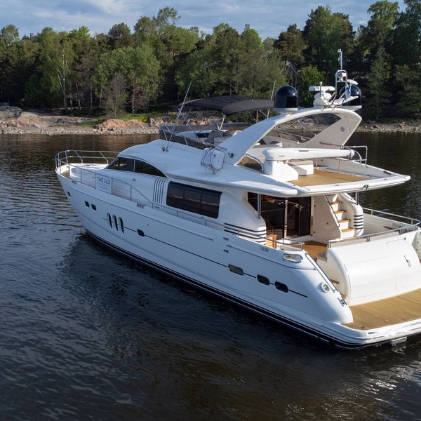 High-class and Elegant Luxury Yacht in Helsinki - Princess 75