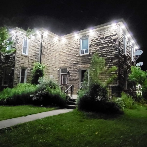 Hills and Valleys of Silver Creek – A Timeless 5 Bedroom Century Home Retreat.