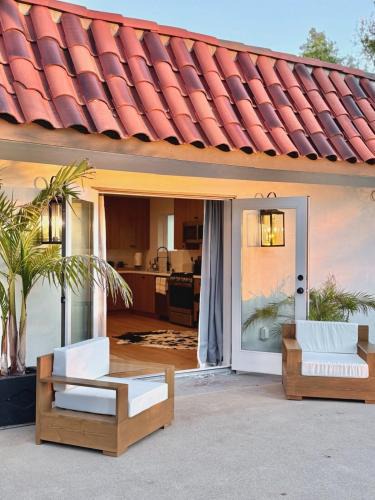 Hillside Haven | Boutique Spanish Escape