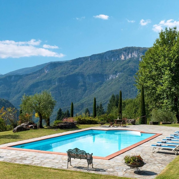 Hillside Retreat with near Lucca.