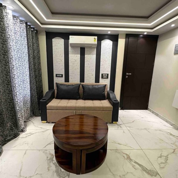 Himalayan Hideaway: 1 BHK Luxury Apartment