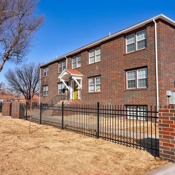 Historic 6 Unit Fully Furnished All Inclusive Apartment Building