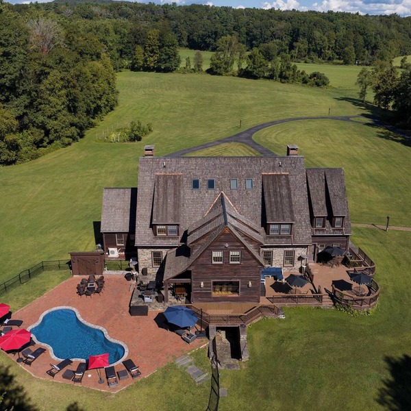 Historic Home on 80 Acres | Pool, Duck Pond & Gym