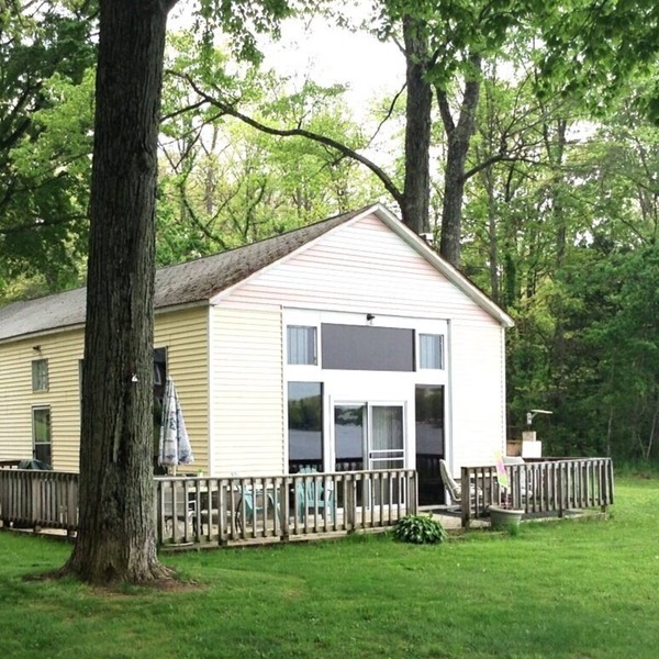 Historic Ice House Cottage