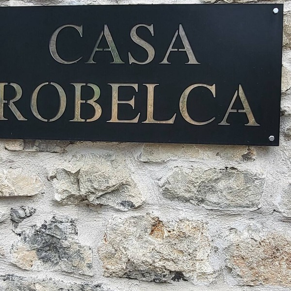 Historic listed house in Biescas, in the heart of the Aragonese Pyrenees