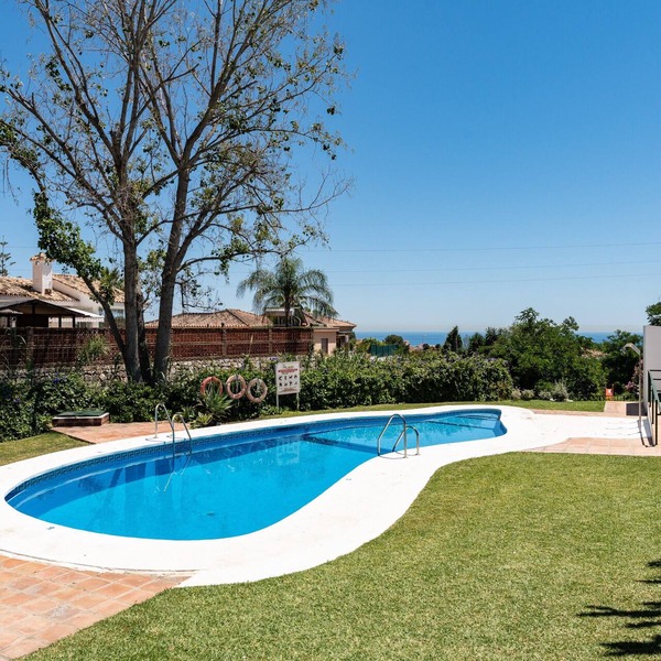 Holiday Home 'Feliz' with Sea View, Wi-Fi and Air Conditioning