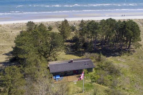 Home In Dunes By Bratten Beach