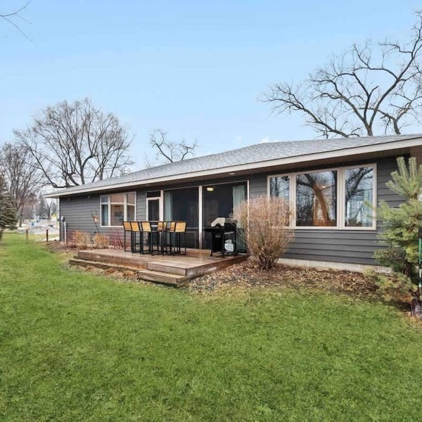 Home w/Lake Access-3BR-2BA-1 level, Month stay Ok