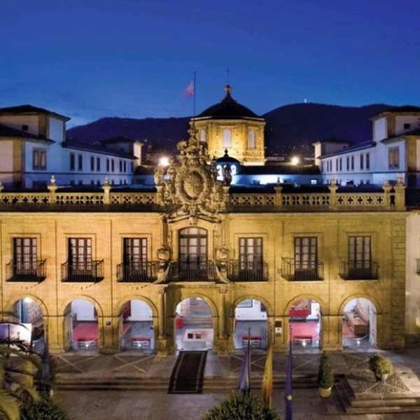 Homerez - Comfortable Apartment in Oviedo with Mountain View - 60 m²