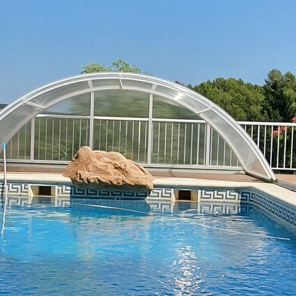 Homerez - Spacious Villa in Querol with Private Pool and Jacuzzi