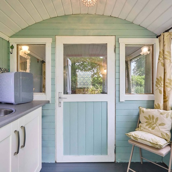 Host Stay Shepherd s Hut