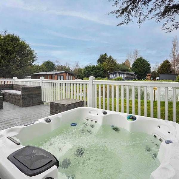 Host & Stay | Sutton Lodge