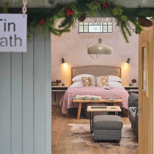 Host & Stay | Tin Bath