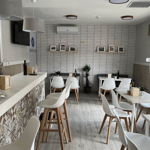 Hostal 82