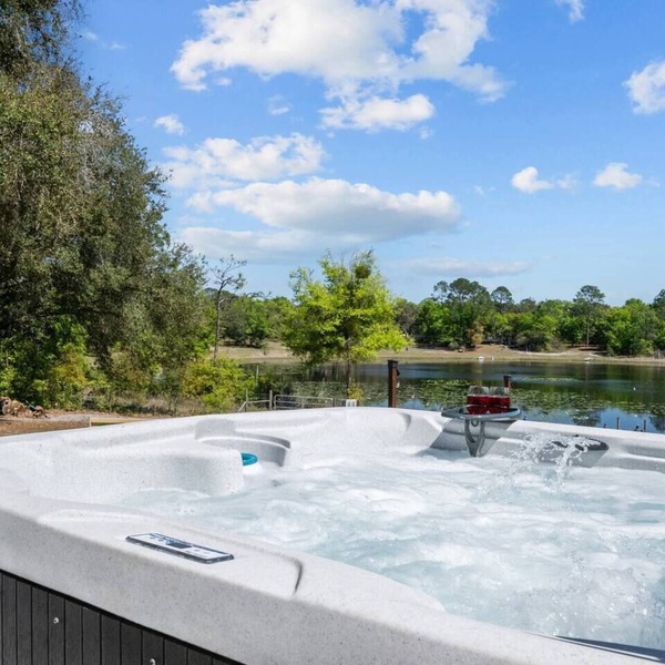 Hot Tub-A Frame-Fire Pit-Lake-Fishing-Relaxing-Escape