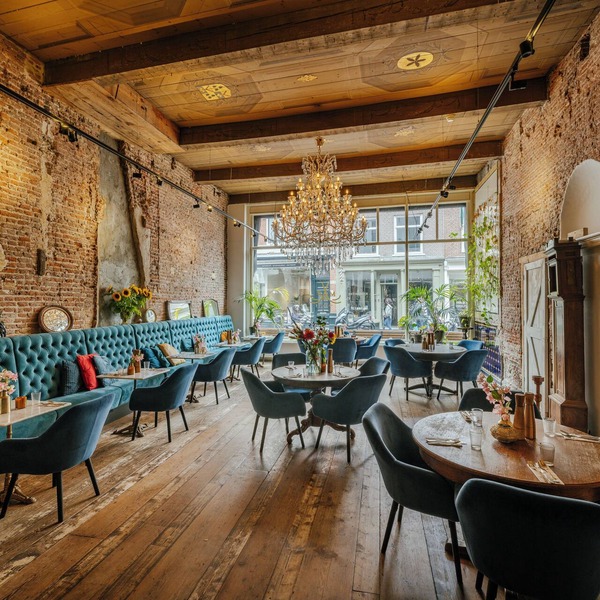 Hotel 1635