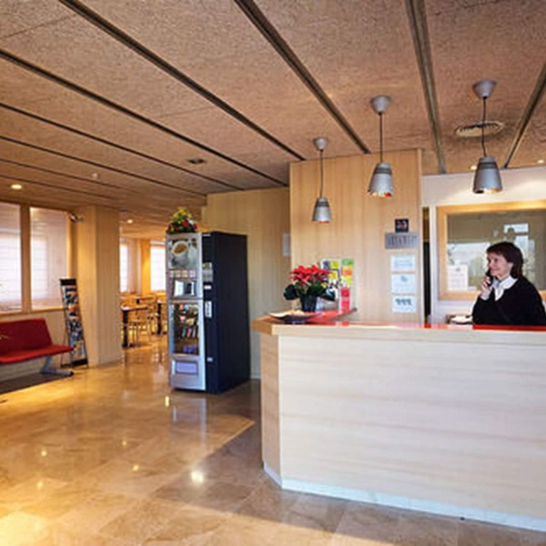 Hotel Basic