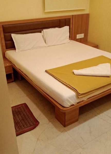 HOTEL BLUE BELL