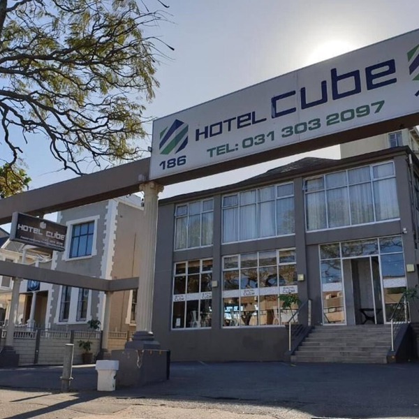 Hotel Cube