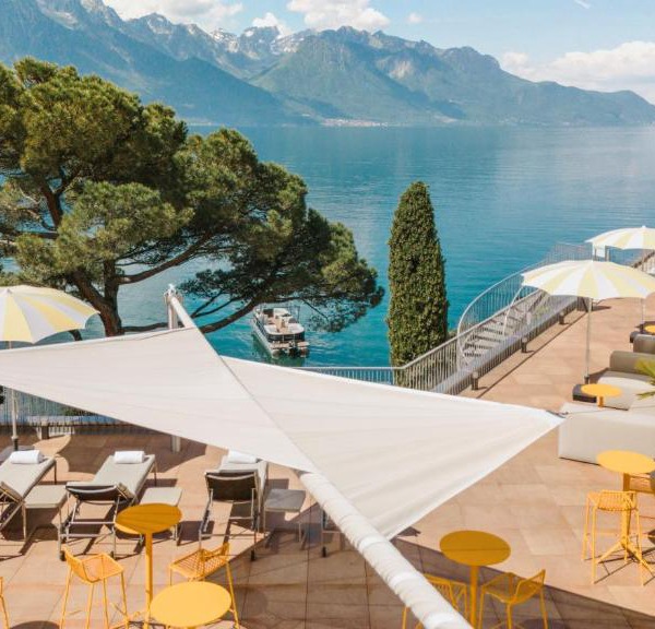 Hotel Mona