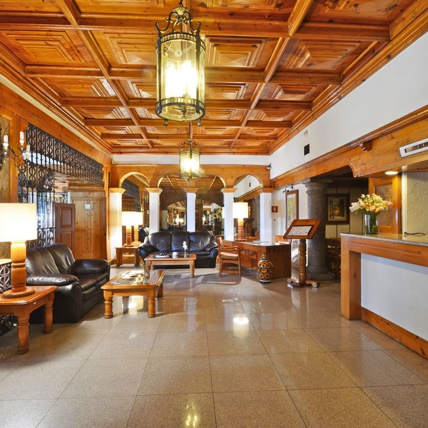 Hotel PF