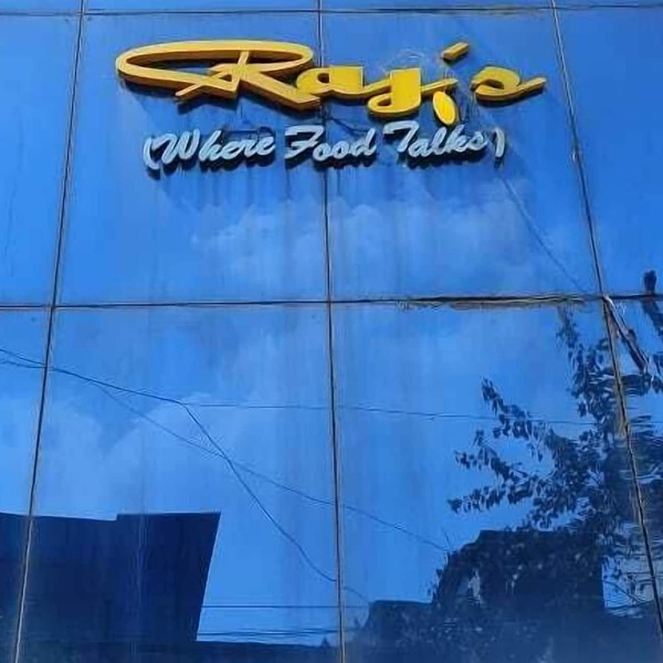 Hotel Raj