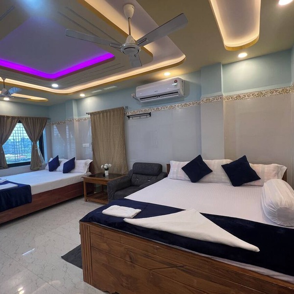 Hotel Raj