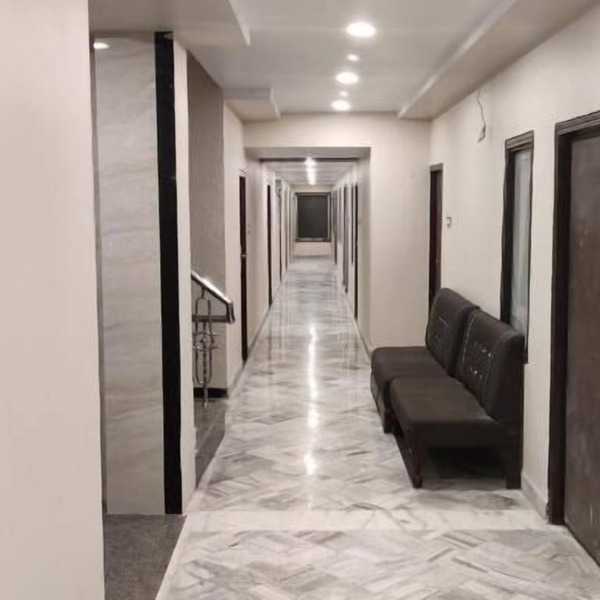 Hotel Samrat