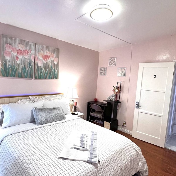 House-North El Monte 2 rooms 3 beds 1 bath 14 miles to DTLA