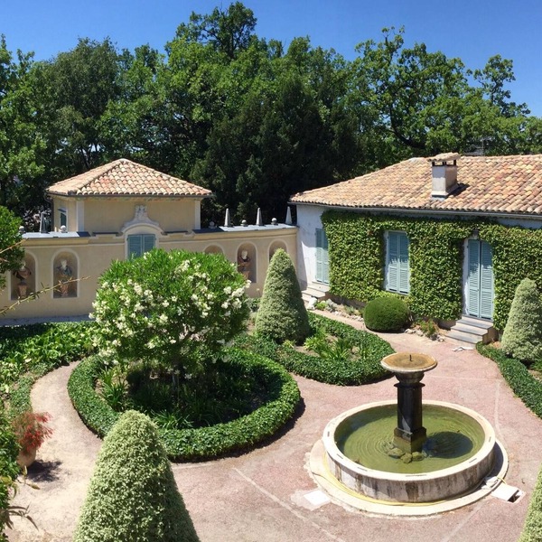 House with character with outstanding views. 5 to 9 persons