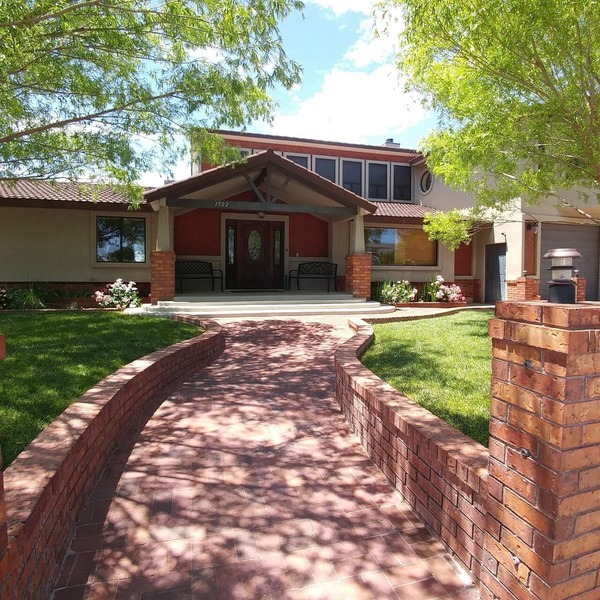 Huge Home With Panoramic Breathtaking Views/4 Master Suites/5200 SF/Sleeps 24