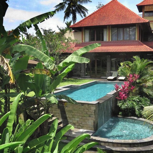 Huge, luxurious, private, and peaceful estate surrounded by nature close to Ubud