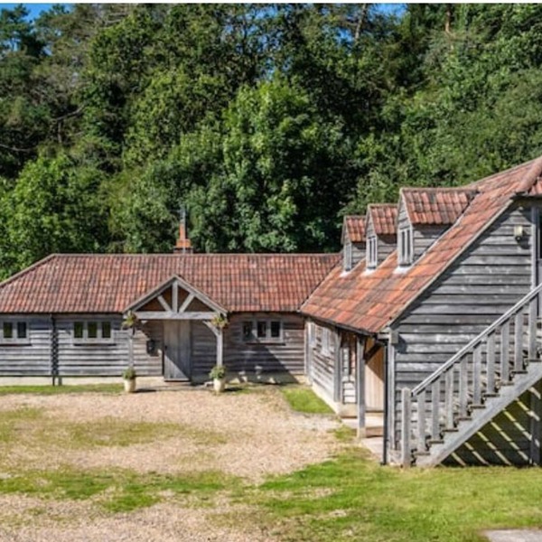 Huish Lodge - Luxury Country House