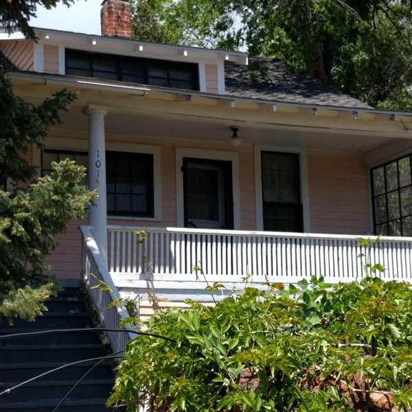 Hummingbird Cottage - downtown Manitou Springs
