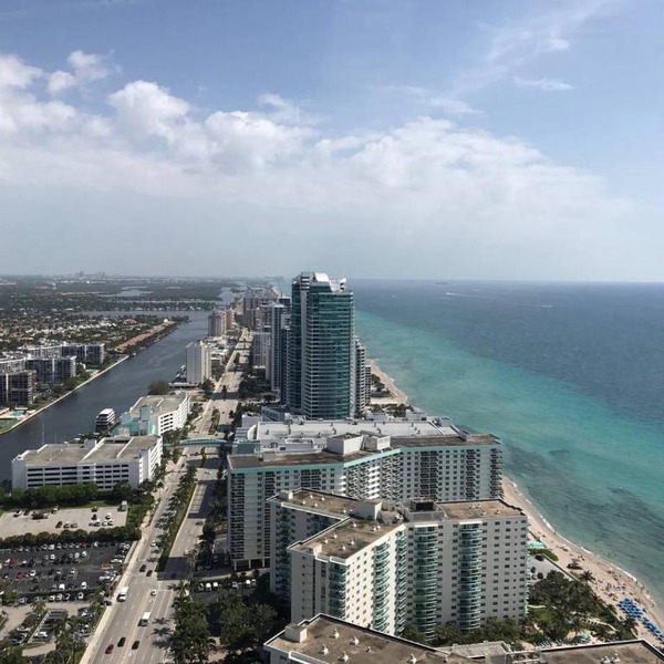 Hyde Beach PH41